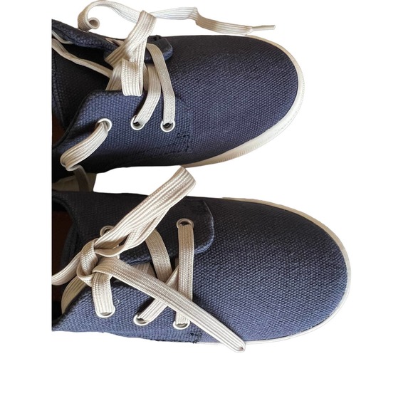 SUN + STONE NAVY BLUE BOYS KIVA SNEAKER Size 1 NWOT - Picture 6 of 7